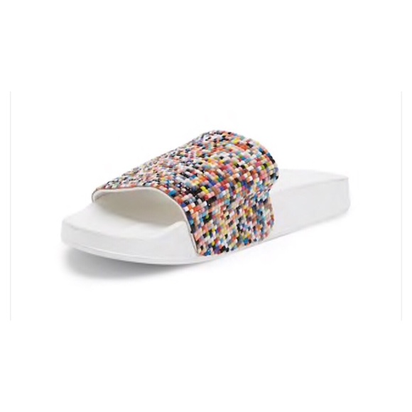 Women Beaded sandal - Picture 2 of 6